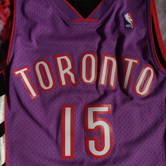 Toronto Raptors Vince Carters 99-00 Jersey - Picture 2 of 9
